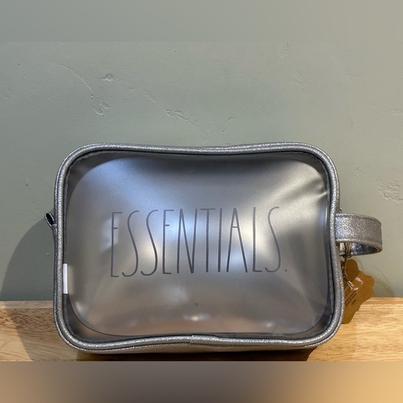 Rae Dunn ESSENTIALS Cosmetic Bag. Brand New With Tags. - Picture 5 of 6